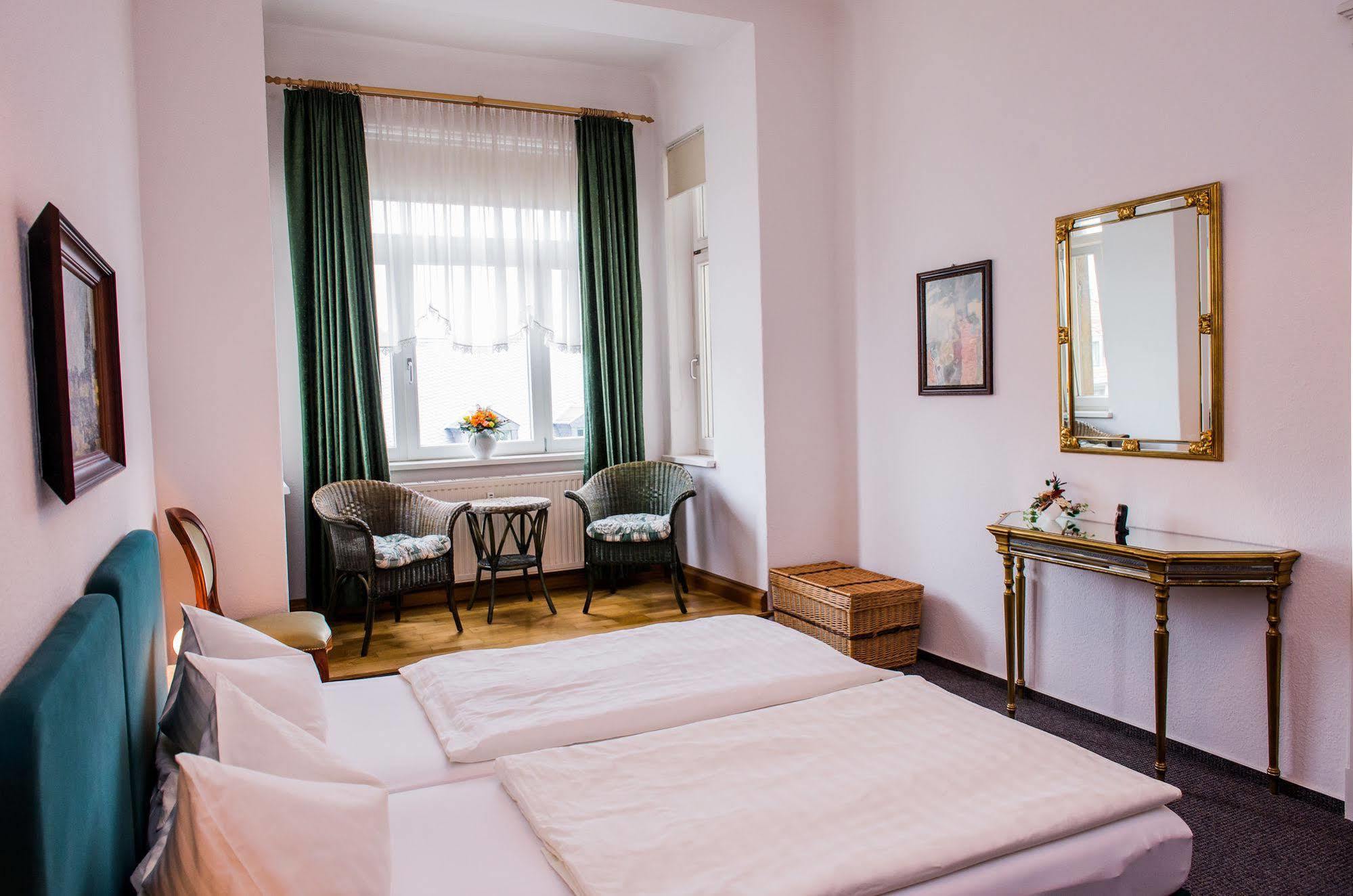 Apartmenthaus Stadt Metz เดรสเดน ภายนอก รูปภาพ