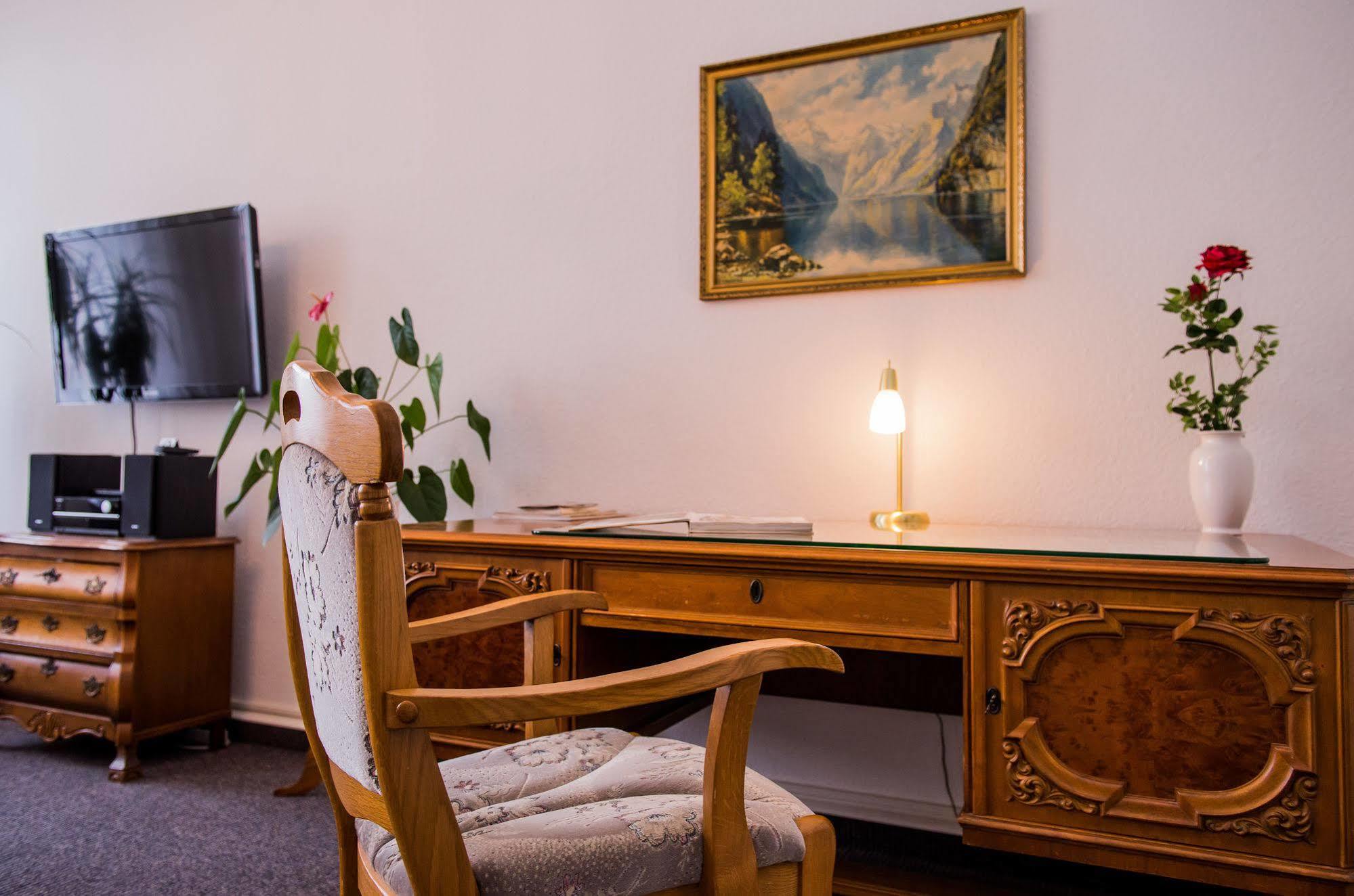 Apartmenthaus Stadt Metz เดรสเดน ภายนอก รูปภาพ